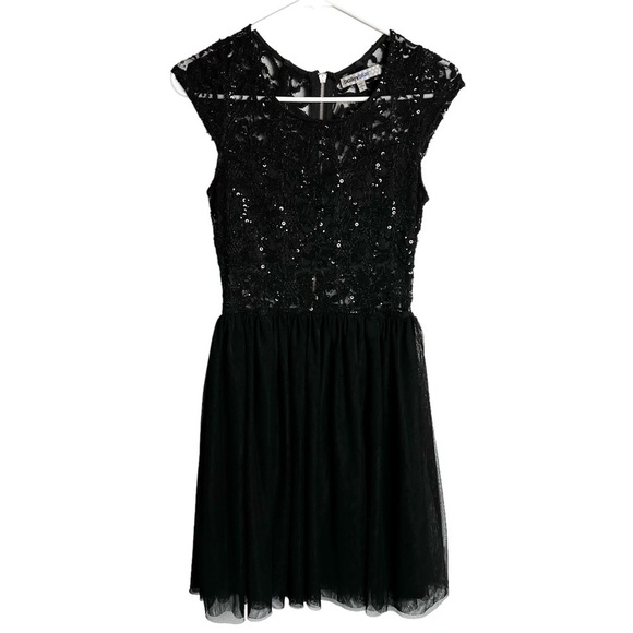 Bailey Blue -‎ Juniors Black Sequin & Lace Dress - Sz. L - Picture 1 of 6
